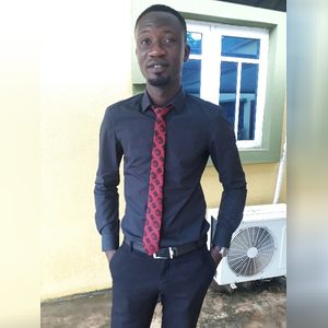 hollaola, online dating profile photo