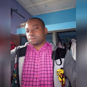 oseeni, online dating profile photo