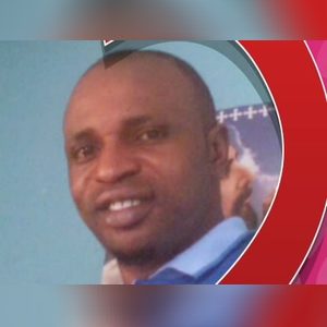 yomisucc, online dating profile photo