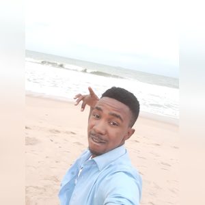ehiorobo, online dating profile photo