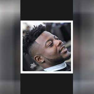 oluwambe, online dating profile photo
