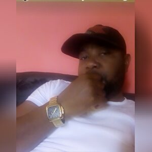 ayomide49, online dating profile photo