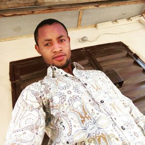 linusife, online dating profile photo