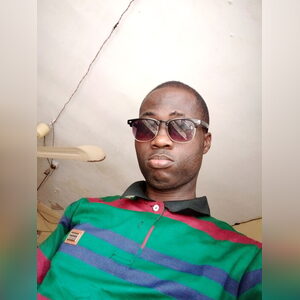 akissade, online dating profile photo