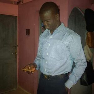 tee_51, online dating profile photo