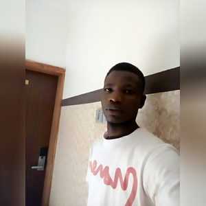 praiz01, online dating profile photo