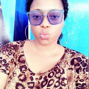 ayomangl, online dating profile photo