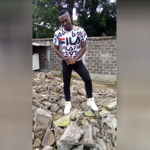 olumakis, online dating profile photo