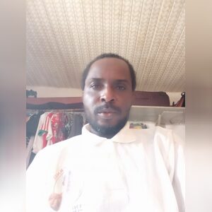 eweka198.., online dating profile photo