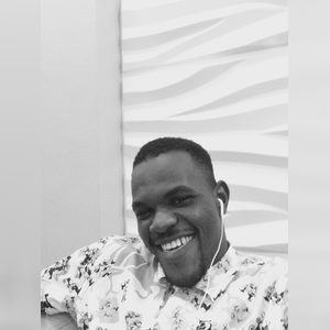 oluwolom, online dating profile photo