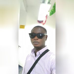 kennylat, online dating profile photo