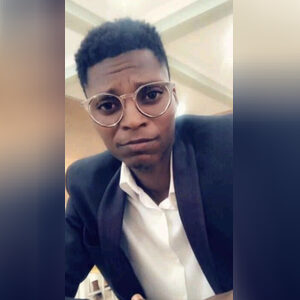 samhola, online dating profile photo