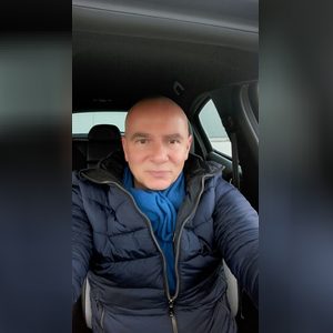 vonchy, online dating profile photo