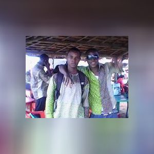 temi_dee, online dating profile photo