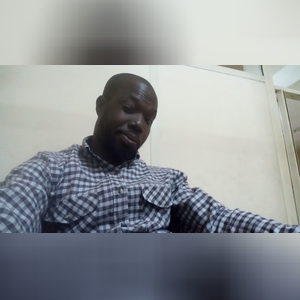 majamide, online dating profile photo