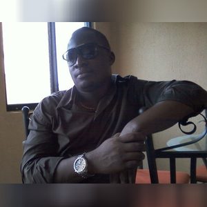 phamzy, online dating profile photo