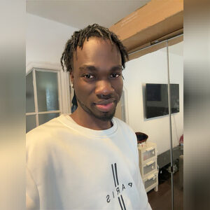 olamide35, online dating profile photo
