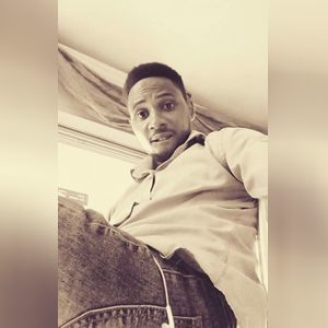 oogbemud, online dating profile photo