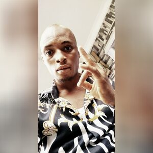 olajoe, online dating profile photo