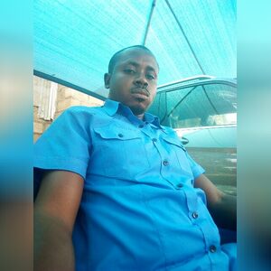 moshood_, online dating profile photo