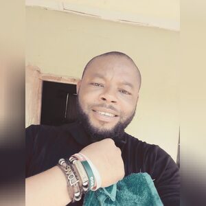 anschuks, online dating profile photo