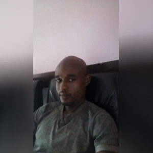 eliongen, online dating profile photo