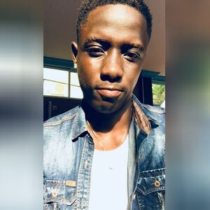 umeloe, online dating profile photo