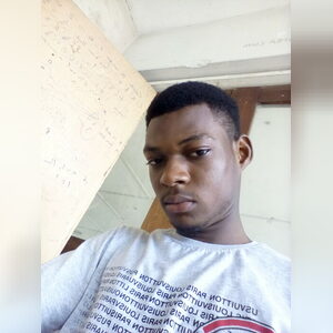 dolapo97, online dating profile photo
