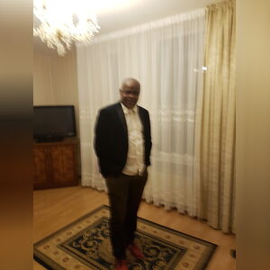 anums60, online dating profile photo