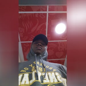 oteraj9, online dating profile photo