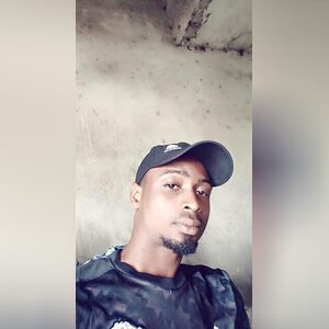 olaleke, online dating profile photo