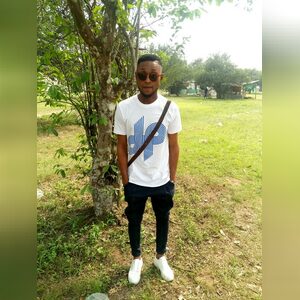 ekanemin, online dating profile photo