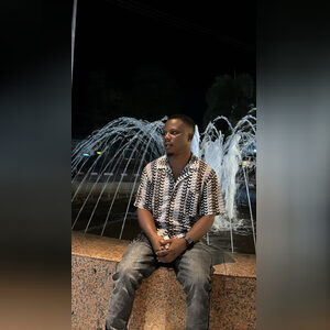 olufunmi05, online dating profile photo
