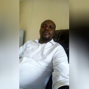 adebakee, online dating profile photo