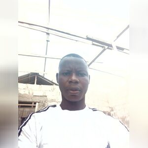 gfemi, online dating profile photo