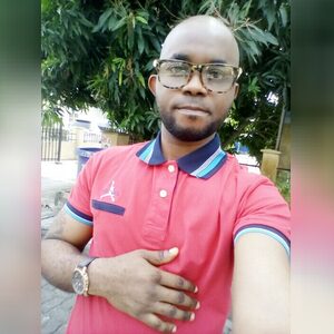 attiraph, online dating profile photo