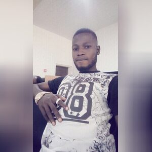 mcdean_ola, online dating profile photo