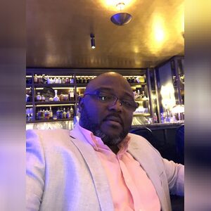 neyoodus, online dating profile photo