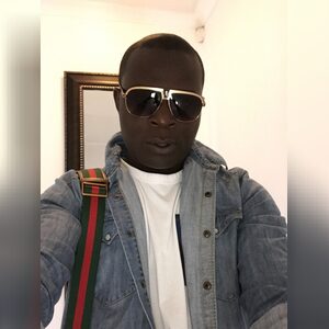 nedumvic, online dating profile photo