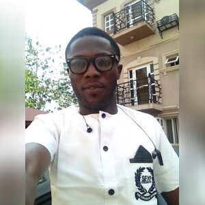seyi_dar, online dating profile photo