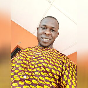 jejelola, online dating profile photo