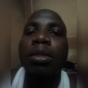 sule93, online dating profile photo
