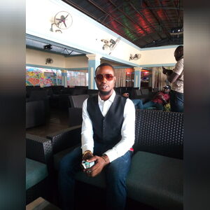 igbogipi, online dating profile photo