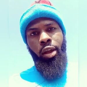 classici, online dating profile photo