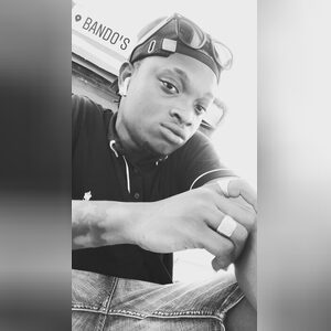 adeniyi, online dating profile photo