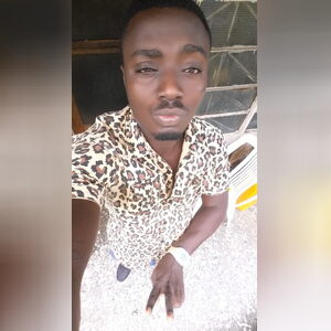 olatunji, online dating profile photo