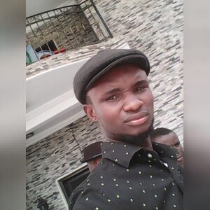 jojoinie, online dating profile photo