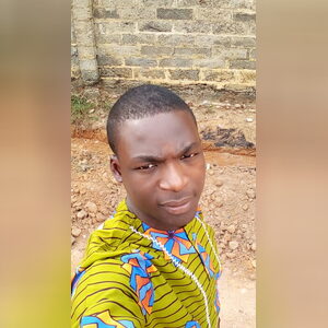 mayowa19, online dating profile photo