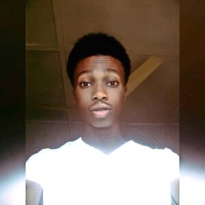 ayoodewu, online dating profile photo