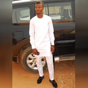 kwamzeed, online dating profile photo